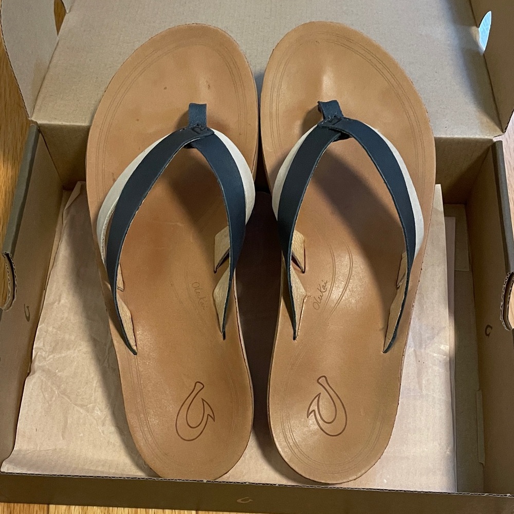 OluKai Sandals